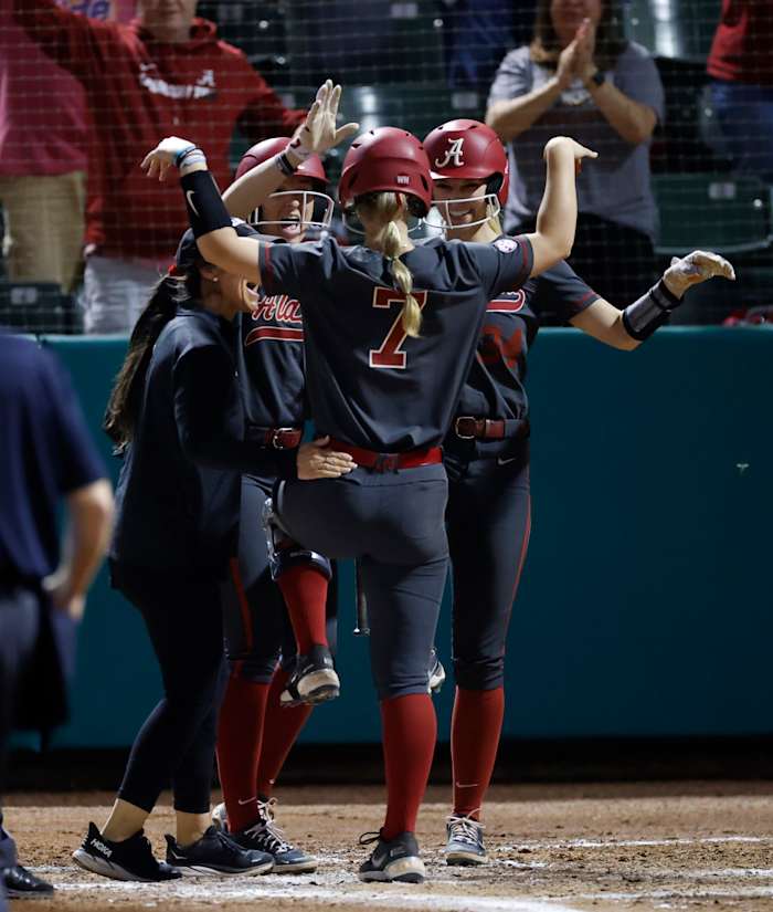 Bailey Dowling was a combined 3-for-6, including a double and home run, against Texas and Miami (Ohio) during Day 2 of the Crimson Classic